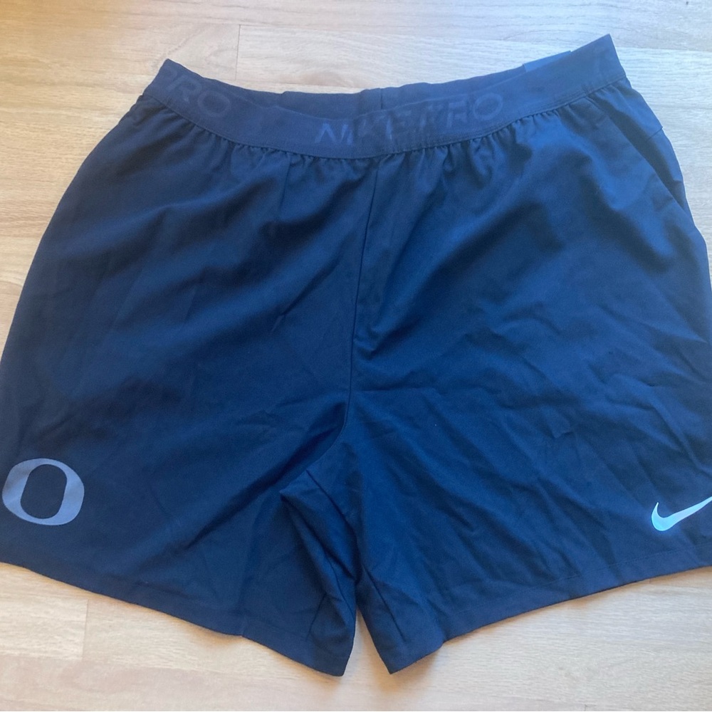 NEW (NWT) - NIKE Pro Dri-Fit Black Shorts 4XL